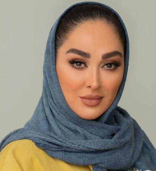 عکس الهام حمیدی با ماسک