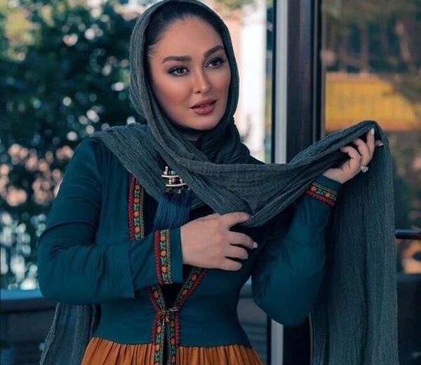 عکس الهام حمیدی با ماسک