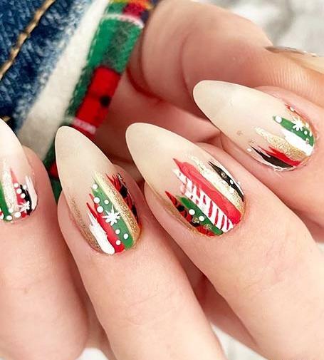 عکس کاشت ناخن شب یلدایی
