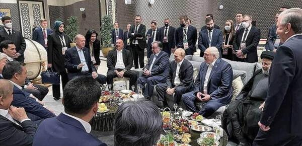 عکس رئیسی در شانگهای