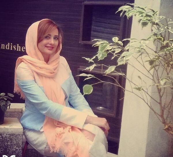 عکس با حجاب گلناز حسینی