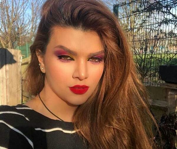 عکس با حجاب گلناز حسینی
