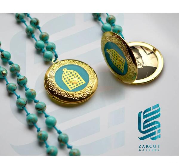 عکس گردنبند مرغ آمین