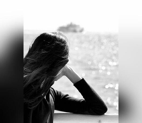 عکس پروفایل دخترانه شیک سیاه سفید