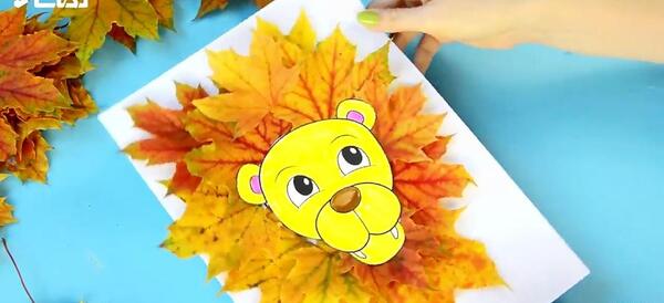 عکس کاردستی با برگ پاییزی