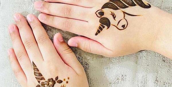 عکس حنا روی دست بچه