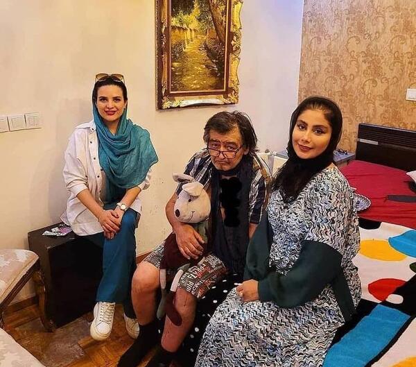 عکس رضا رویگری با شلوارک