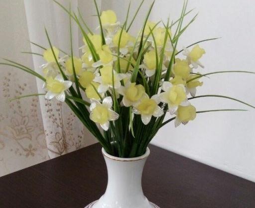 عکس گل نرگس کریستالی