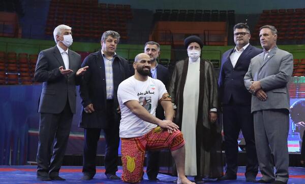 عکس پهلوان جابر صادق زاده