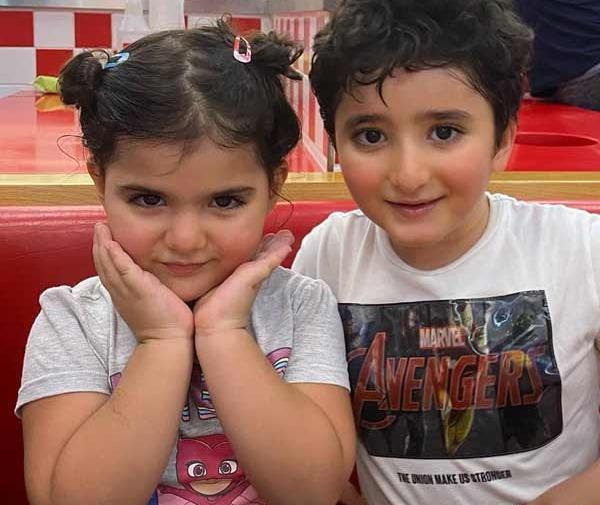 عکس شیلا خداداد با فرزندانش