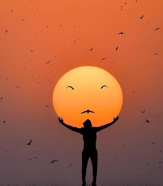 عکس گرافیکی طلوع خورشید
