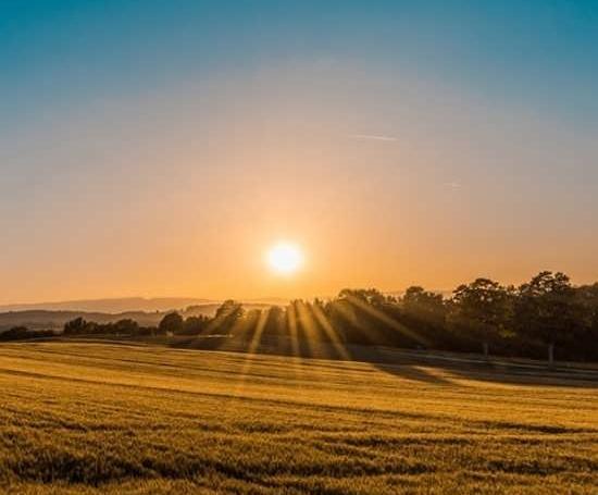 عکس گرافیکی طلوع خورشید