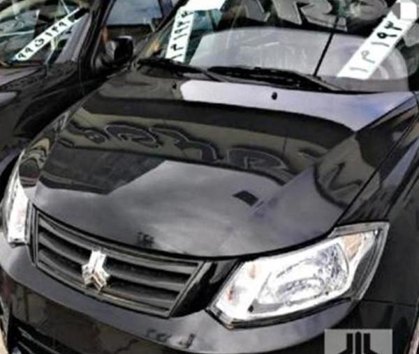 عکس ساینا سفید اسپرت
