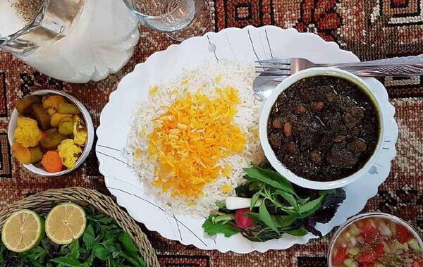 عکس قورمه سبزی جا افتاده