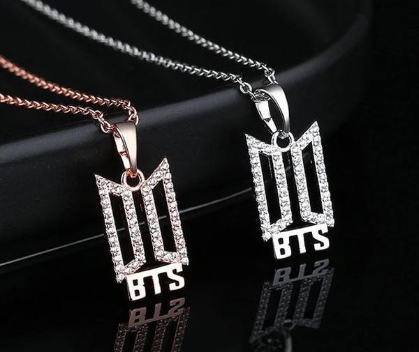 عکس گردنبند bts
