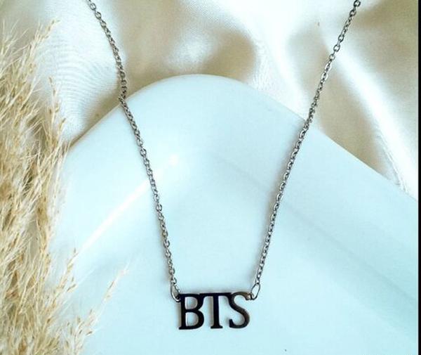 عکس گردنبند bts