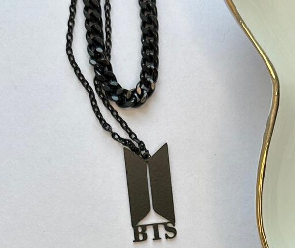 عکس گردنبند bts