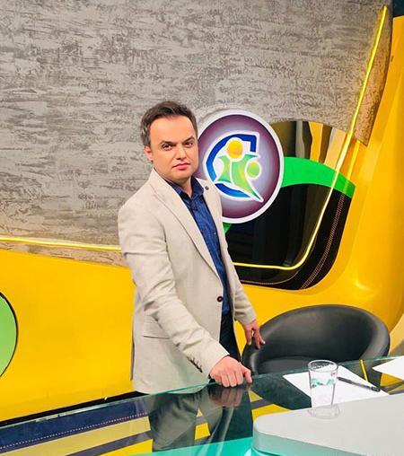 عکس عوامل برنامه لنگ ظهر رادیو جوان