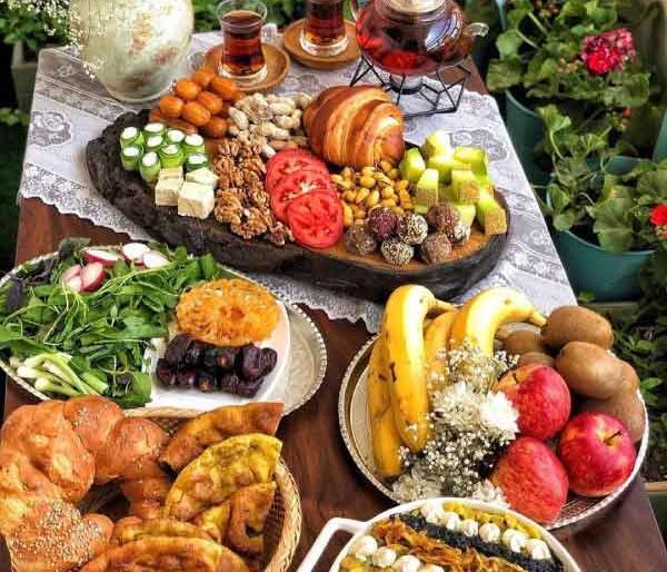 عکس سفره افطار مجلسی