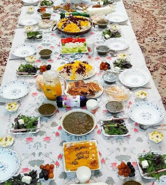 عکس سفره افطار مجلسی