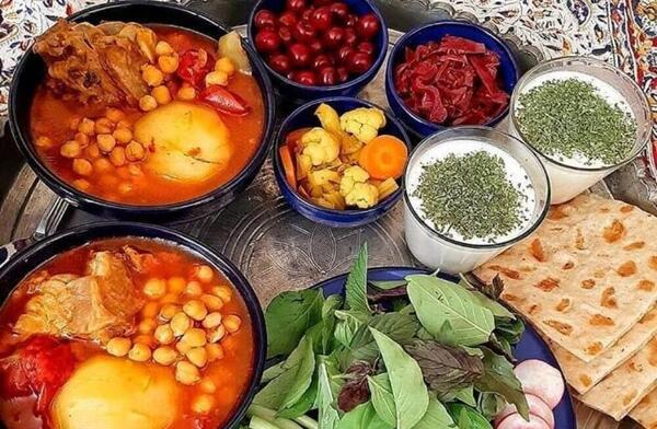 عکس آبگوشت در قابلمه