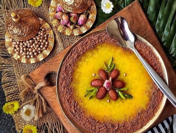 عکس سفره افطار شله زرد