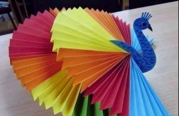 ساخت قاب عکس ساده با کاغذ رنگی