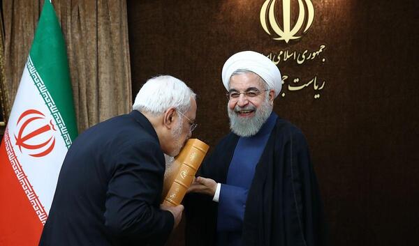عکس ظریف با روحانی
