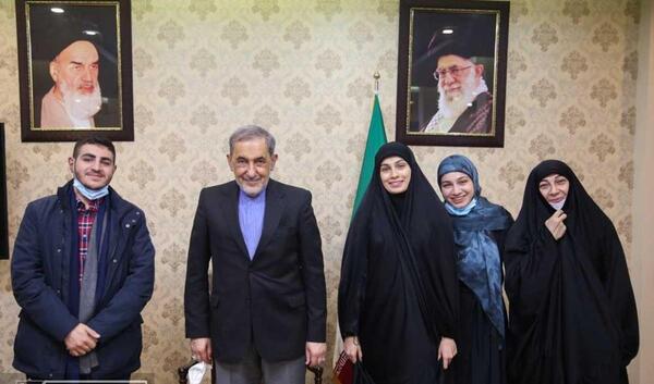 عکس همسر جدید ولایتی
