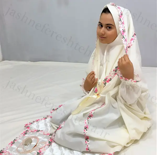 عکس چادر دخترانه برای جشن تکلیف