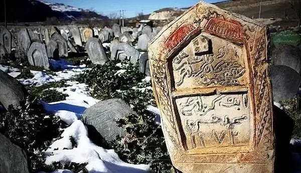 عکس سفیدچاه گلوگاه