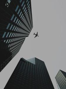 عکس هواپیما سیاه