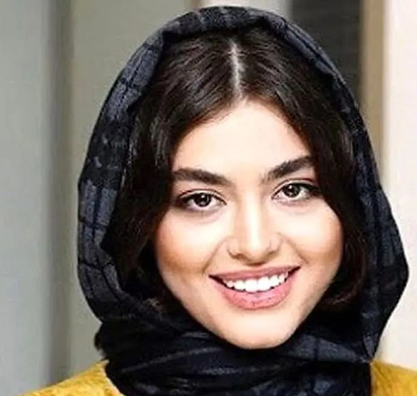 عکس ریحانه نادری