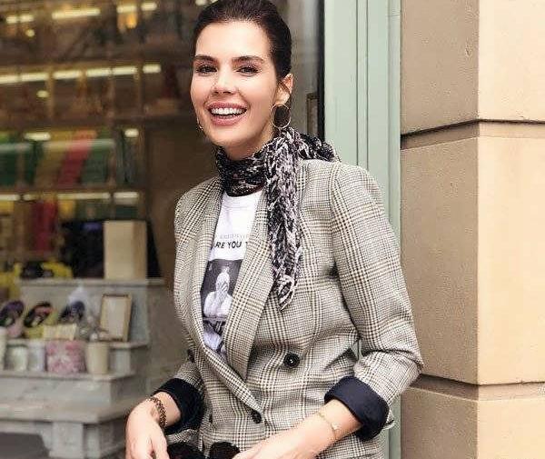 عکس پای خدیجه شندیل