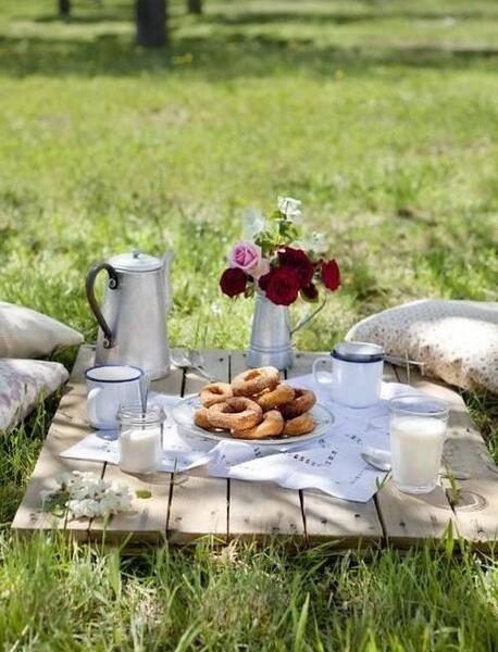 عکس ایده تزیین میز برای روز مادر
