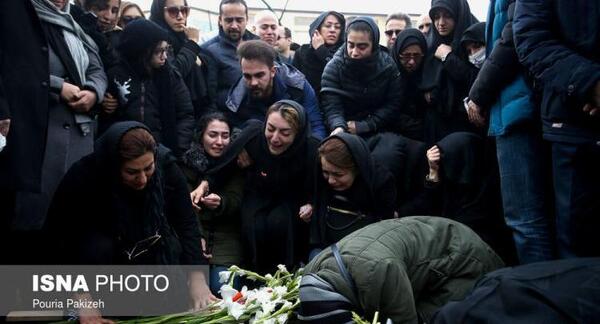 عکس جنازه های هواپیمای اوکراین