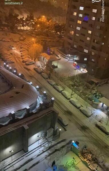 عکس برف در شب