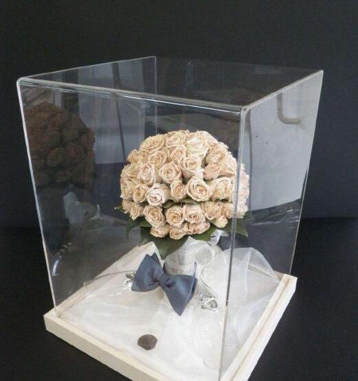 عکس ایده برای نگهداری دسته گل عروسی
