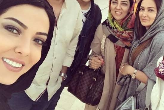 عکس لیلا اوتادی با خواهرش