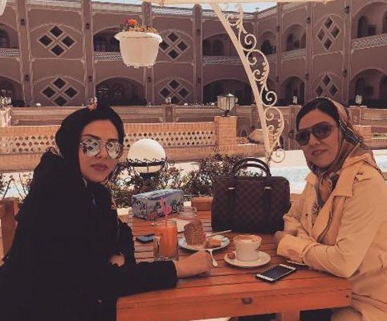 عکس لیلا اوتادی با خواهرش