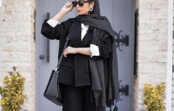 عکس مانتو دخترانه سیاه