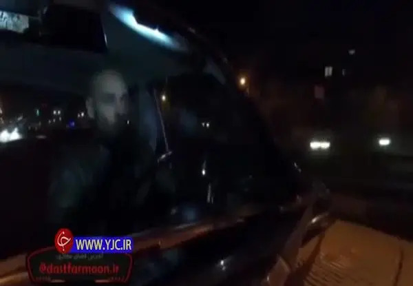 عکس حرکت ارشا اقدسی در دست فرمون