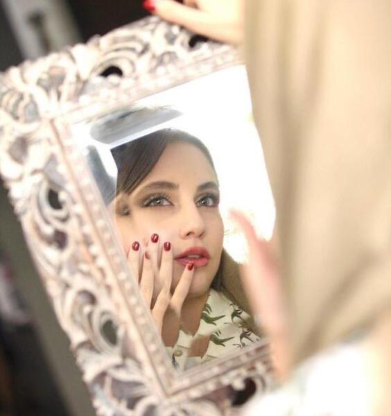 عکس حدیث مدنی با ماسک