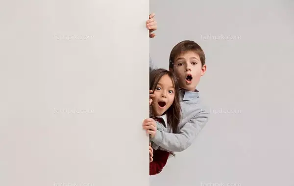 عکس کودک متعجب