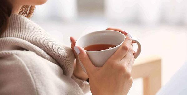 عکس چای خوردن در طبیعت