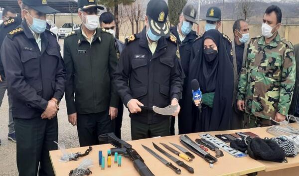 عکس دستبند نظامی