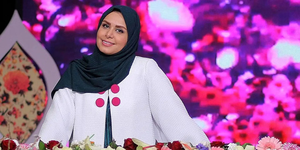 عکس مجری در انتهای الوند