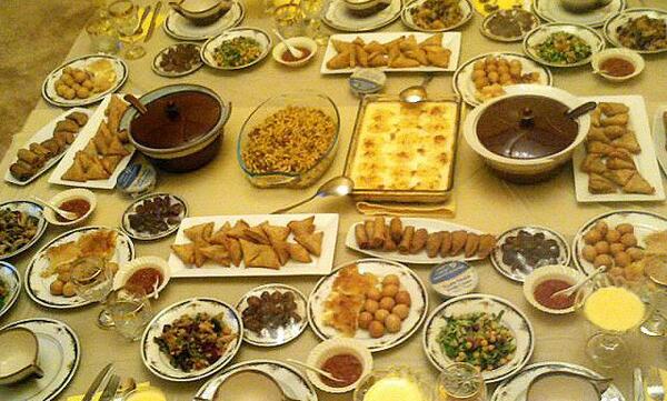 عکس سفره افطاری سنتی