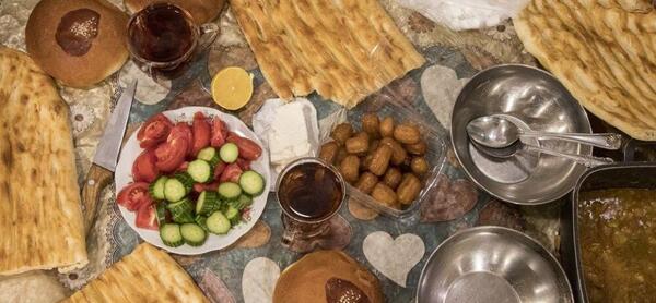عکس سفره افطاری سنتی