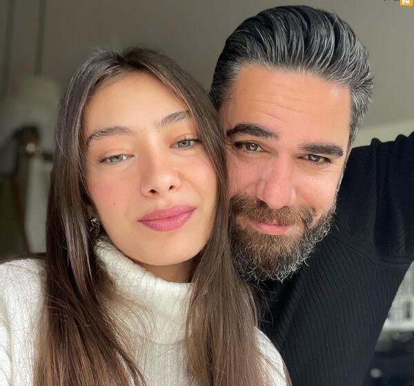 عکس پای نسلیهان آتاگول